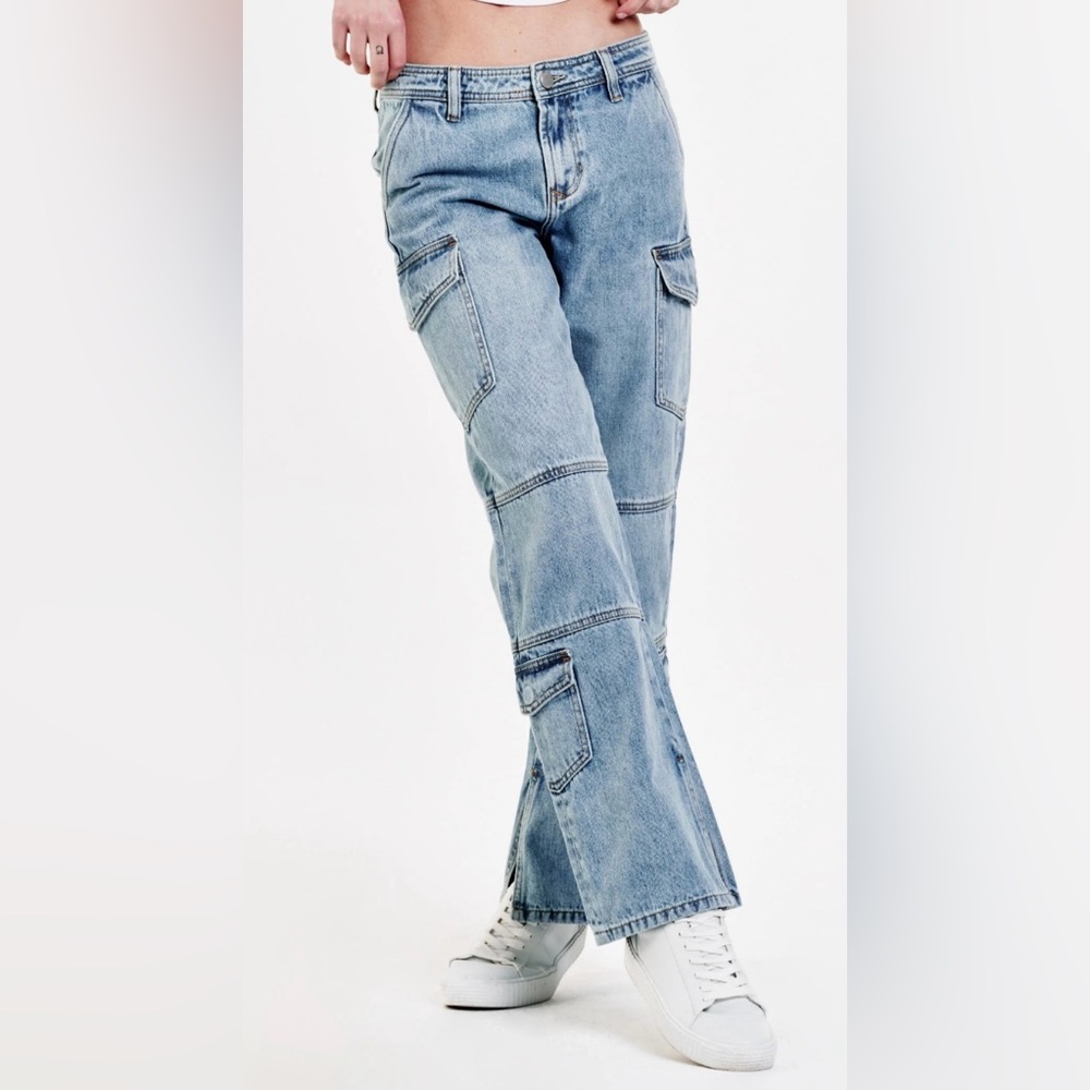 Dear John Women’s 26 Hudson
High Rise Cargo Straight Leg Denim Jeans Light Blue